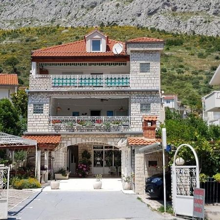 Apartment Danka Omiš Eksteriør bilde